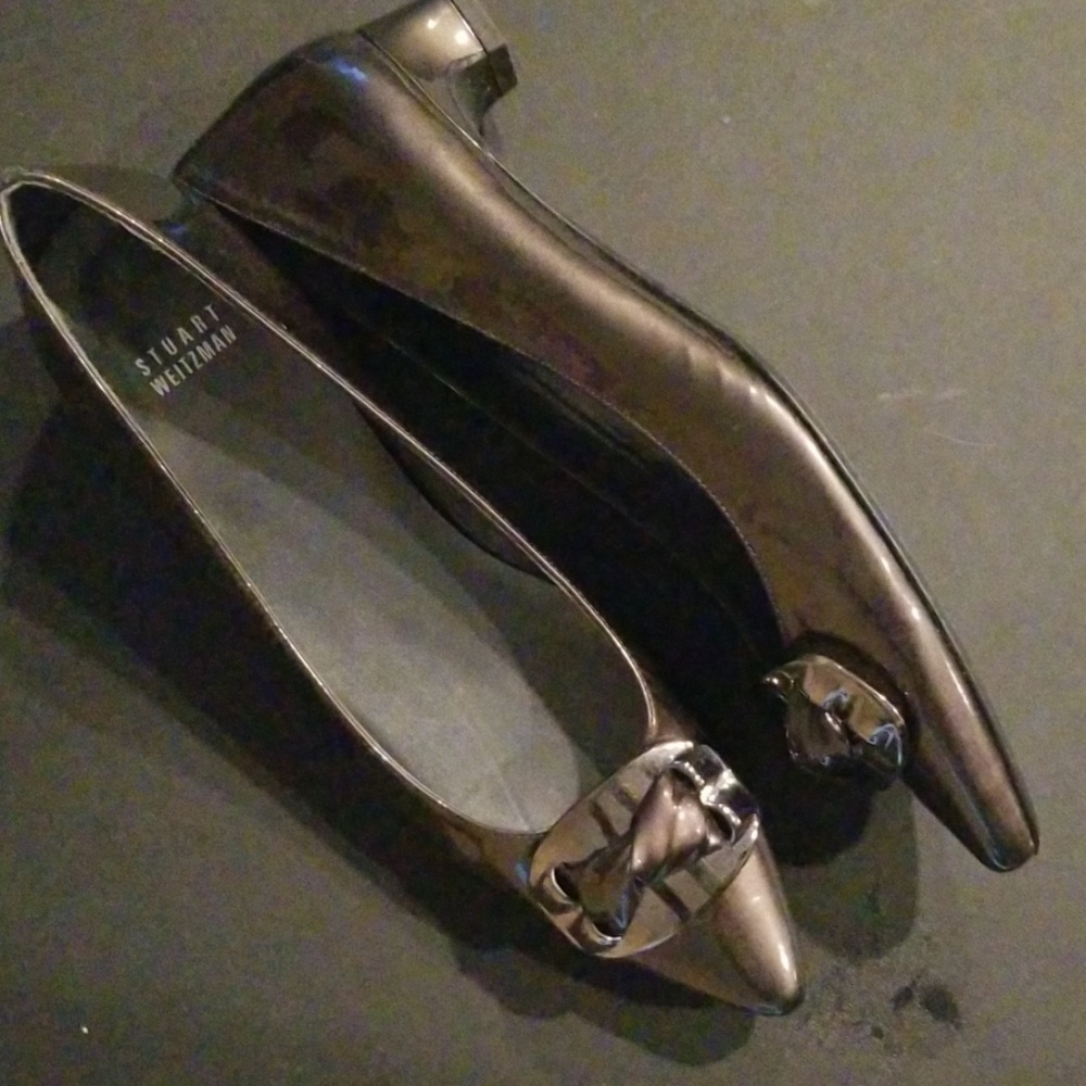 Shoes - Picture 2 of 4